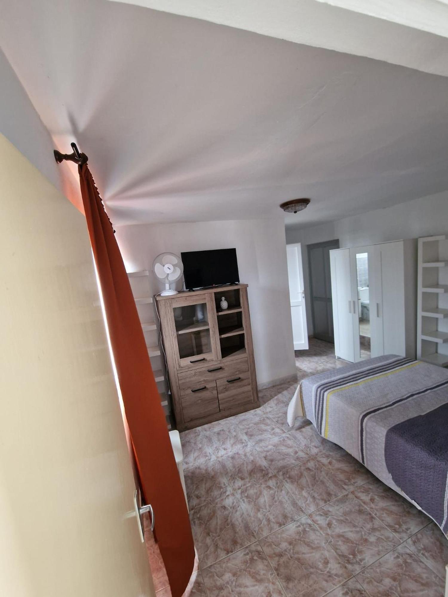 Apartamento La Roca Con Buena Ubicacion Пуэрто-де-ла-Крус Экстерьер фото